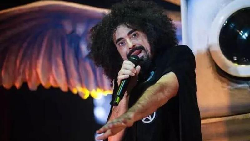 Caparezza: “Sono libero tranne che dalla pignoleria”