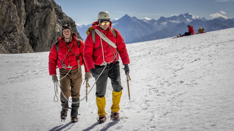 Alessandro Borghi: “Nel film Bianco sono Walter Bonatti, per me la montagna è come la meditazione”