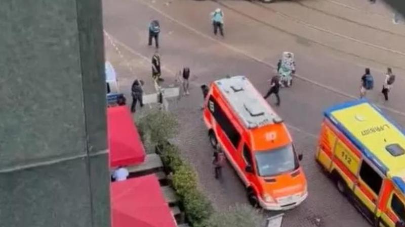 Germania, auto sulla folla a Lipsia: due morti e 20 feriti. Arrestata la donna alla guida