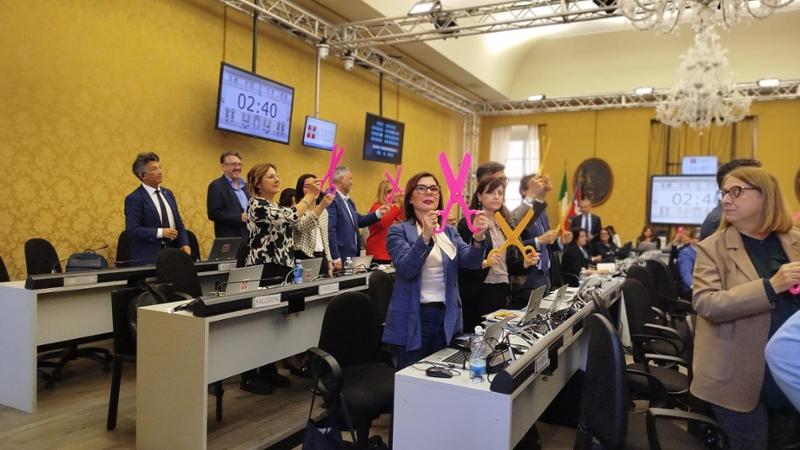 La Regione Piemonte vara il salva-sanità, ma i fondi arrivano tagliando welfare e trasporti