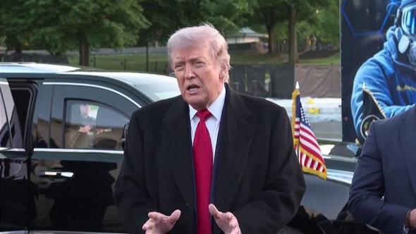 Trump: "Rubio deve spiegare al Papa con rispetto che l'Iran non può avere l'arma nucleare"