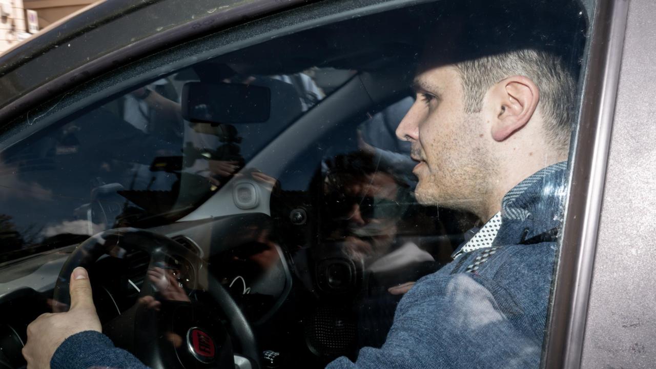 Sempio, il soliloquio in auto: “Quando sono andato io il sangue c'era. Lui ha evitato le macchie”