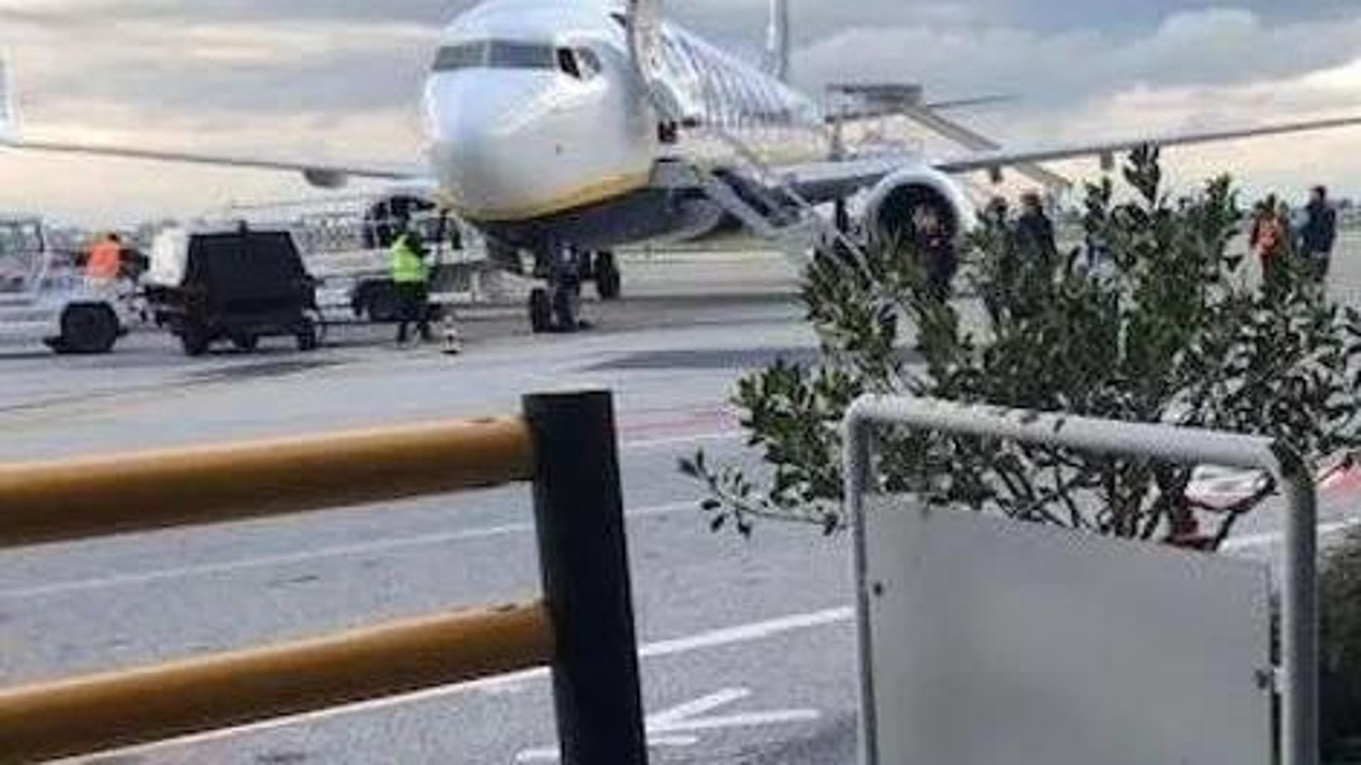 Gli sequestrano 4mila euro in aeroporto ingiustamente, la restituzione diventa un’odissea
