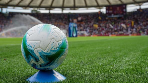 Il calcio allo sbando: senza guida e tra i veleni
