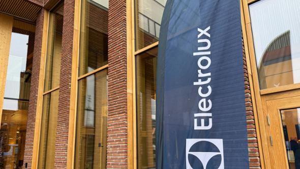 Nel vuoto della politica industriale sparisce un’altra storica fetta di Pil