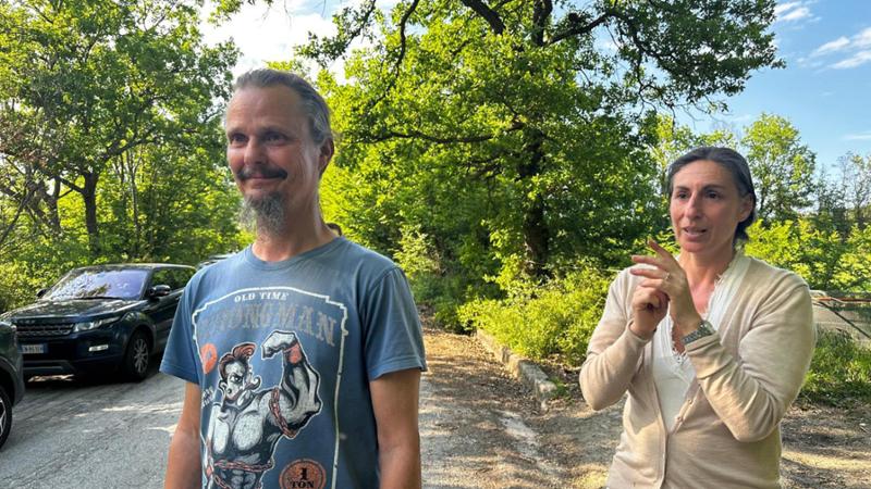 Famiglia nel bosco, gli avvocati rinunciano al mandato. Solinas: “Non c’era una visione comune”