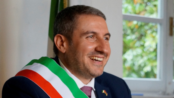 https://www.gedistatic.it/content/gnn/img/lastampa/2026/05/13/074852624-6256d566-8bed-4572-ac3b-b96866dbdaec.jpg