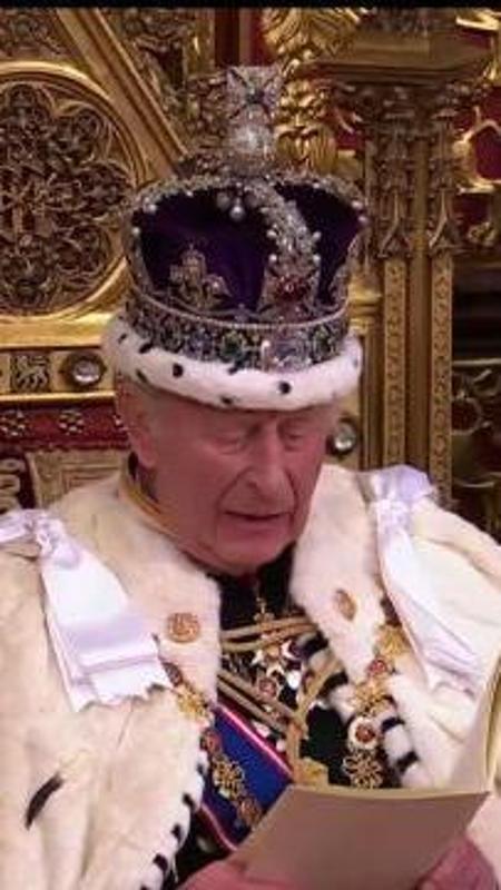 Il discorso di re Carlo: "Impegno incrollabile nei confronti della Nato e aumento spese militari"
