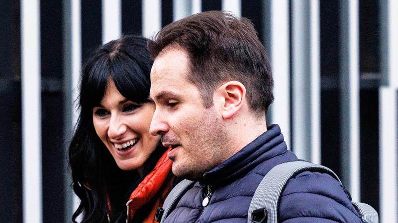 Sempio in auto: “Sono preoccupatino”. I rimorsi della madre per l’alibi in bilico: “Colpa mia”