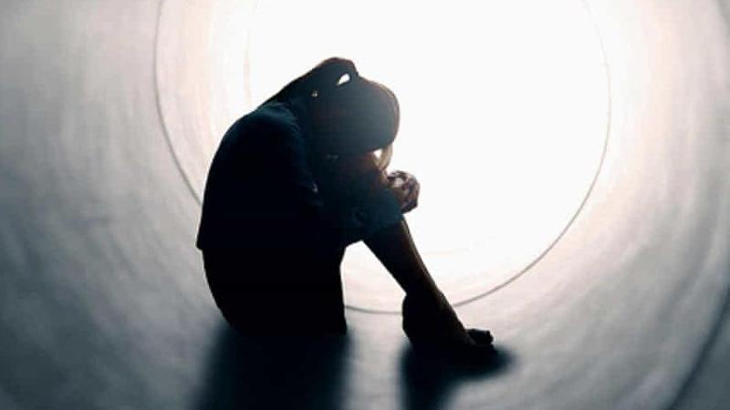 La neuropsichiatra infantile: “Vi spiego perché parlare di suicidio può proteggere i ragazzi”