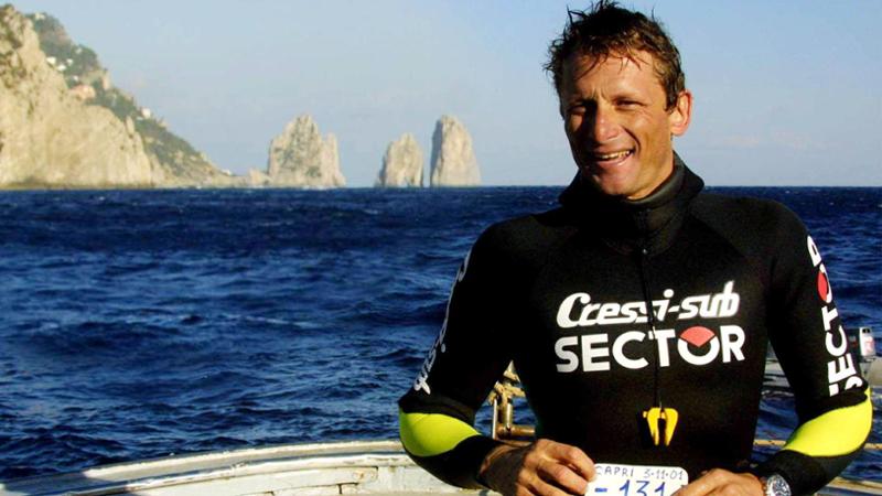 La strage dei sub alle Maldive, Pelizzari: “Il panico e una nube di fango così la grotta diventa trappola”