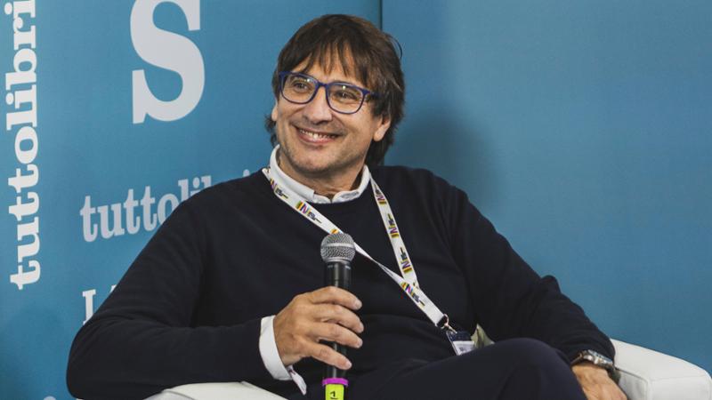 Matteo Lancini: “Lo psicologo a scuola è inutile se non ci sono i genitori”