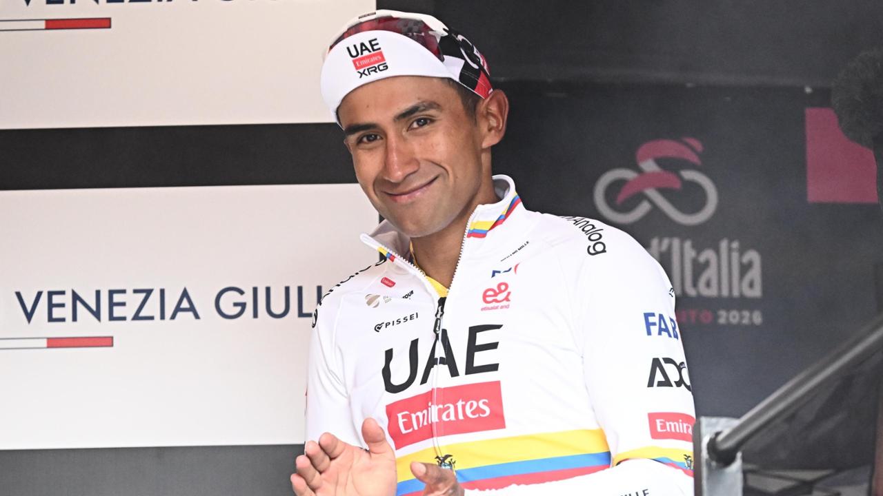 Giro d’Italia, l’arrivo in solitaria di Narvaez: “Sui Muri  contavano solo le gambe”
