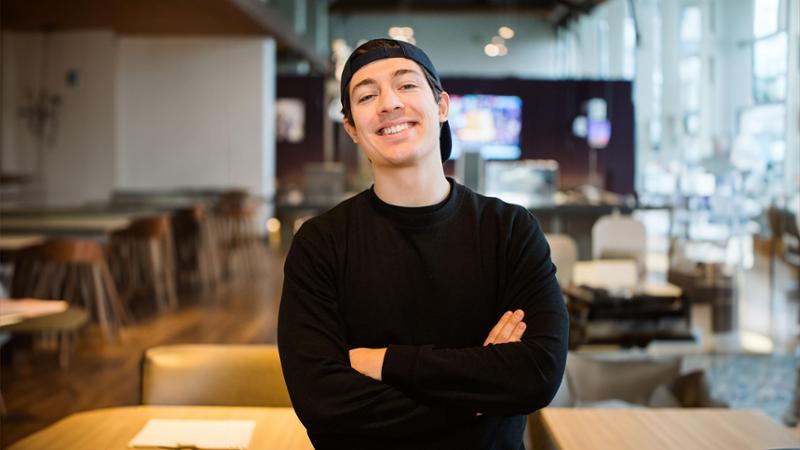 Marcello Ascani, lo Youtuber da 11 milioni di euro: “Sono partito da una webcam in cameretta”