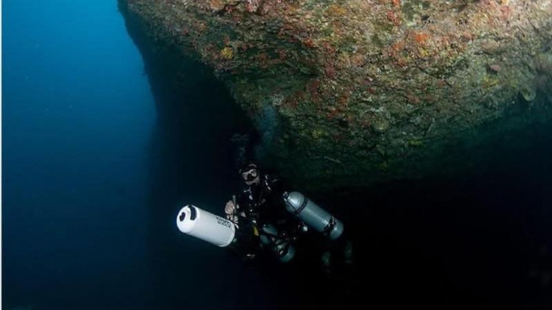 Cos’è e come funziona l’effetto Venturi: forse i sub morti alle Maldive risucchiati nella grotta