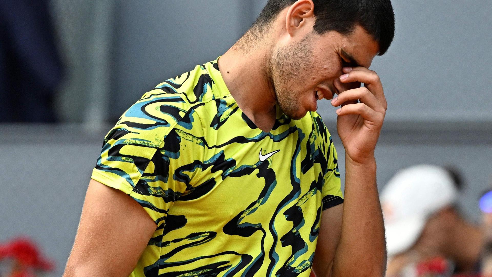 Alcaraz: non giocherò neanche Wimbledon