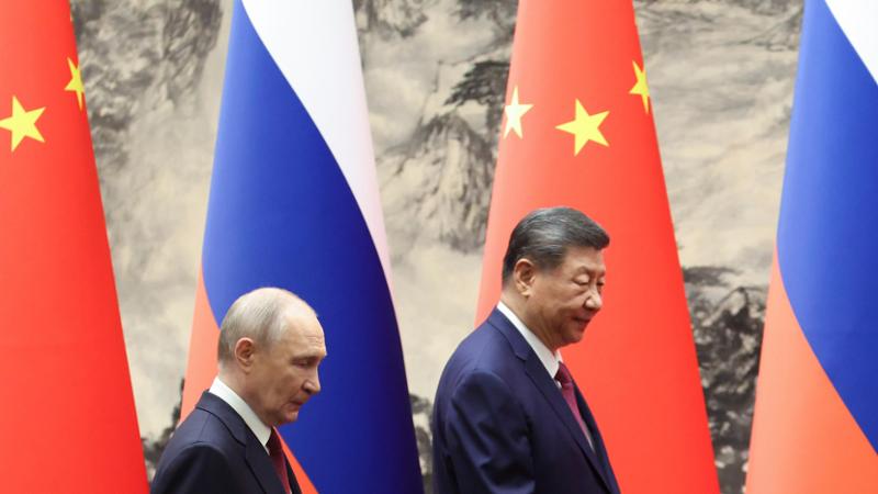 In Russia è scattata la gara su chi è più vicino alla Cina tra Putin e Trump