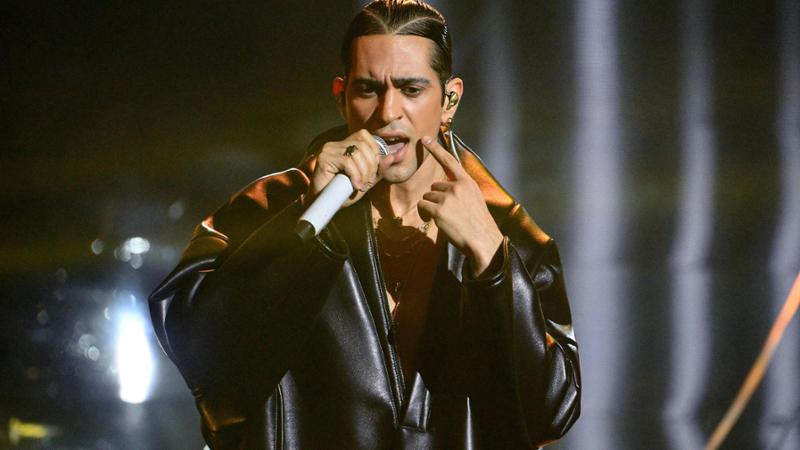 Stilista accusato di stupro a New York, Mahmood chiamato a testimoniare: “Era presente quella sera”