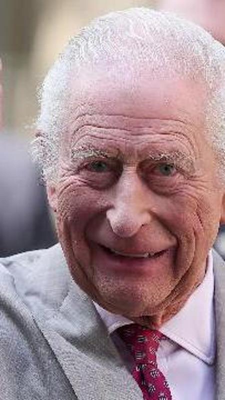 "Re Carlo III è morto", ma non è vero: l'annuncio dato per errore da un'ex radio pirata britannica