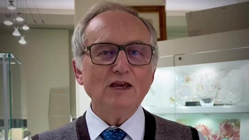 Il gioielliere di Grinzane da giustiziere dei banditi a star social: “Milioni di messaggi d’affetto”