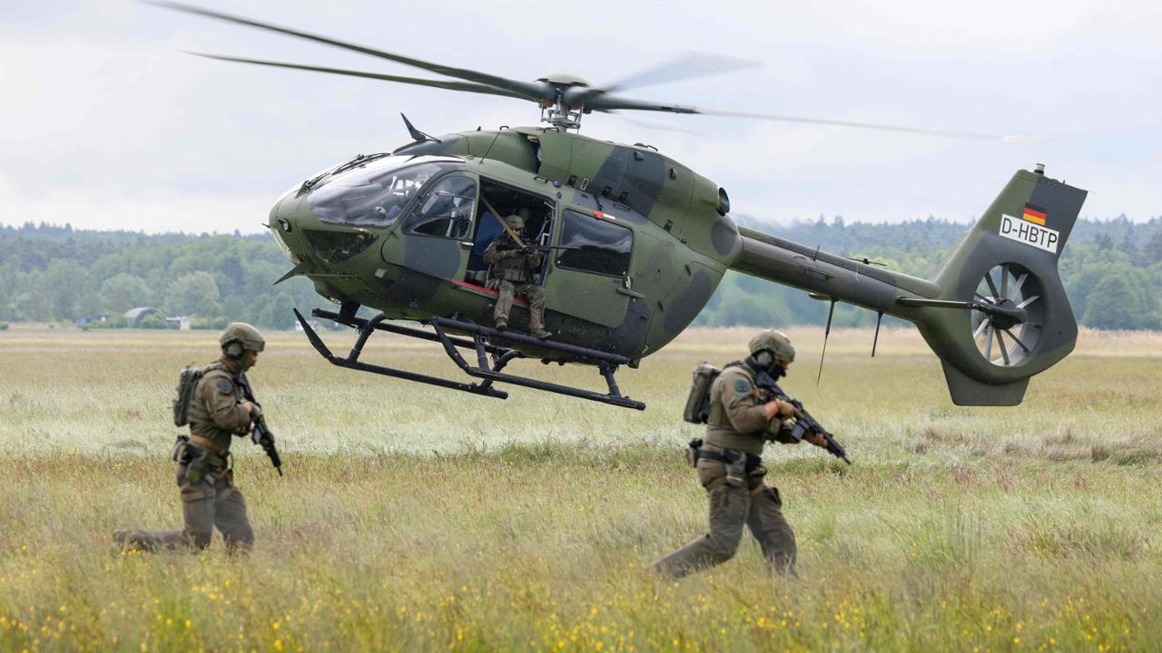 Germania, svolta nella Nato: “Ci assumiamo la responsabilità di leadership europea”