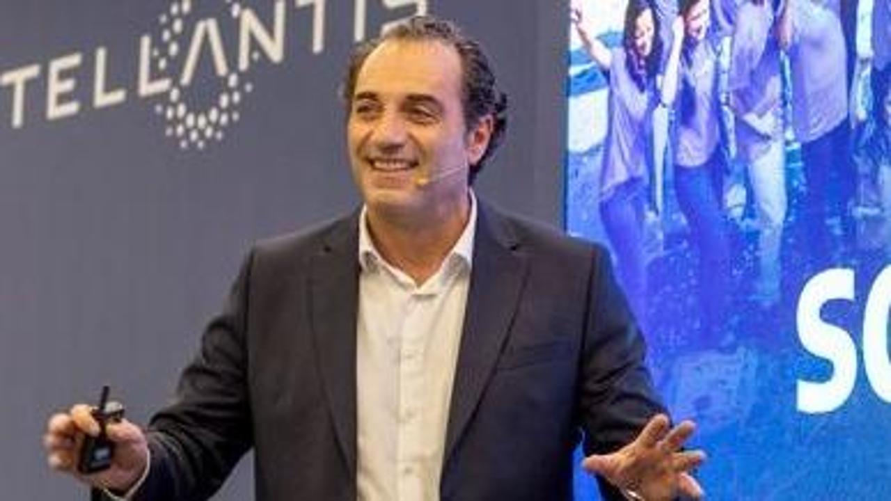 Stellantis, 60 nuovi modelli e 60 miliardi di investimenti: “Ambiziosi ma realistici”