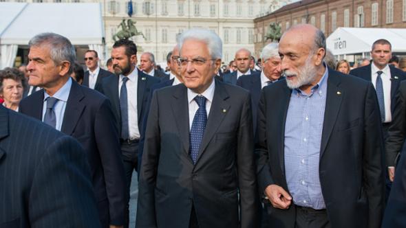 Da Mattarella a Papa Francesco, le immagini simbolo di Carlo Petrini