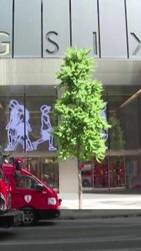Tokyo, uomo spruzza una sostanza nociva in un centro commerciale: oltre 20 i feriti