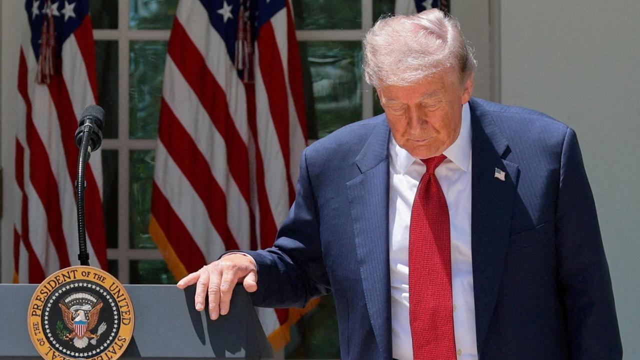 Iran e Israele, bombe sulla tregua. Trump all’angolo