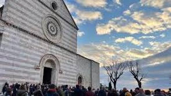“Con il Cuore”, maratona tv nel segno di Francesco
