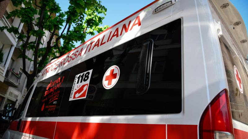 Aprilia, bambina di 11 anni muore in bici investita da un’auto. Alla guida una donna