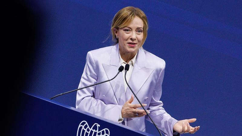 Meloni: “Non possiamo dire ai cittadini che i soldi ci sono solo per la difesa”