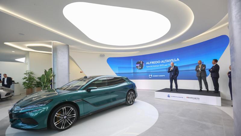 BYD lancia il chip XUANJI A3 a 4nm: un nuovo passo verso la guida intelligente sicura