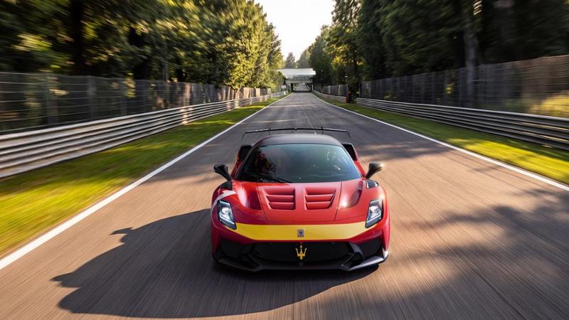 Maserati celebra 100 anni di Tridente in pista: