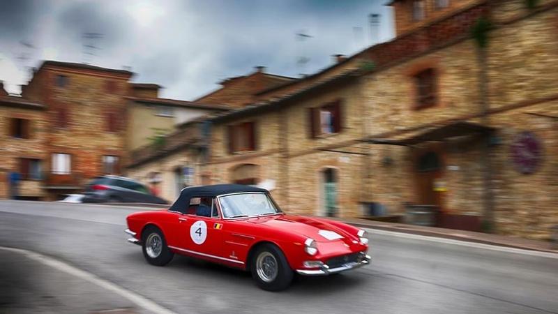 Dopo 60 anni la Ferrari 275 torna a casa: il Legacy Tour celebra un’icona del Cavallino