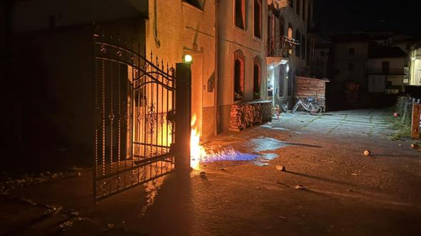 Vicenza, attentato al cronista di Enego: in una lettera minacce a Meloni e don Patricello