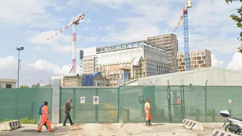 Un pizzo da 5 mila euro, così venivano reclutati gli schiavi per il cantiere del consolato Usa