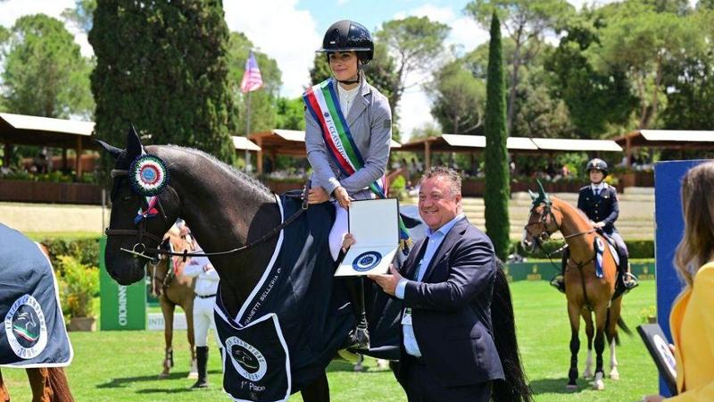Marie Eder Ferrero, a 18 anni due vittorie a Piazza di Siena e il sogno delle Olimpiadi