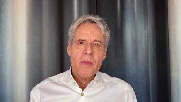 L'annuncio di Baglioni: "Ho avuto la polmonite interstiziale acuta, devo rinviare il tour un anno"