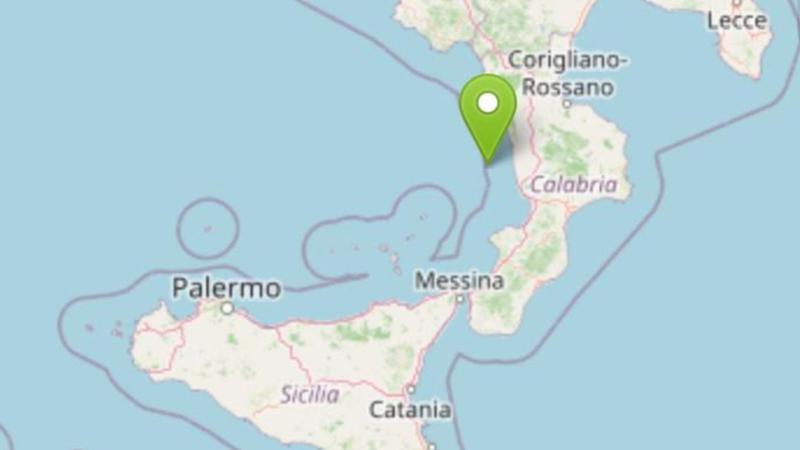 Forte terremoto in Calabria: magnitudo superiore a sei con epicentro in mare