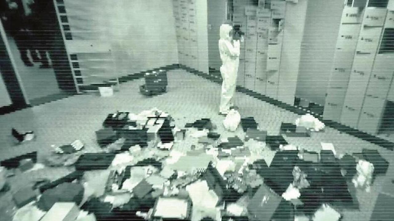 Il mistero dei diamanti rubati al re dei ladri, Notarbartolo alla polizia: “Dove sono i gioielli?”