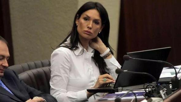 Caso Minetti, la procura generale: "False accuse, non c'è nulla che impedisse la grazia”
