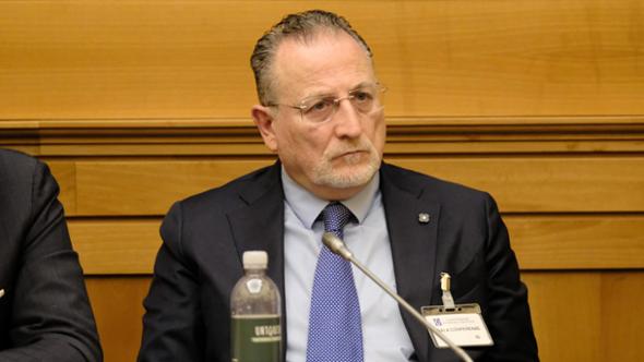 Antonio Nicaso: “La strage dei braccianti non è una guerra tra ultimi, c’è la mano della mafia”