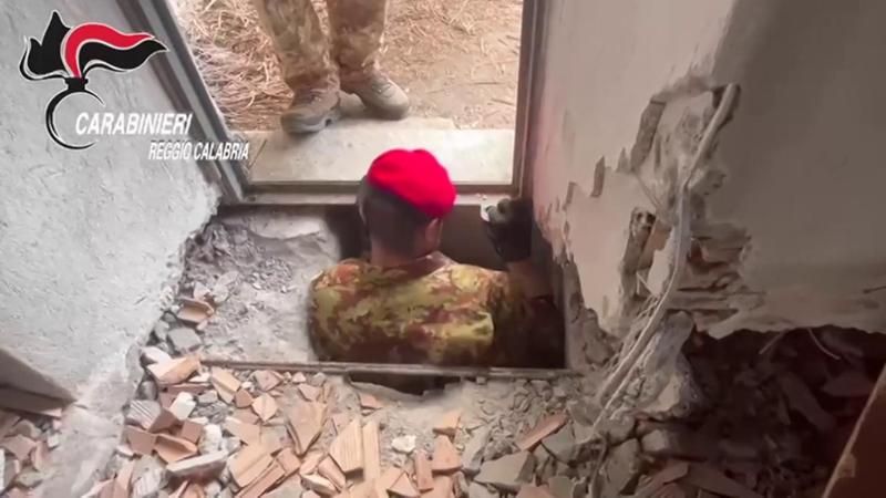 Reggio Calabria, scoperto labirinto sotterraneo: bunker e cunicoli segreti sofisticati per la fuga