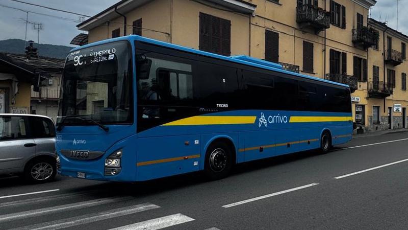 Undicenne lasciato a piedi dal bus, la ditta di trasporti: “Non è questa la nostra regola”
