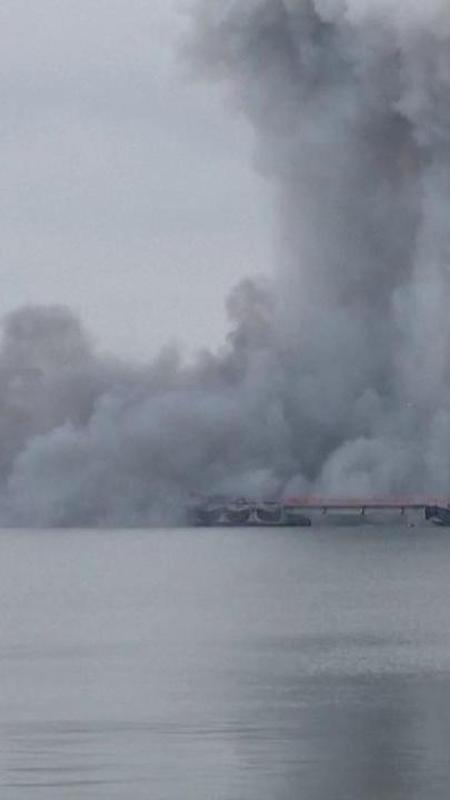 Guerra in Ucraina, drone nel porto di Costanza: il momento dell'esplosione sul Mar Nero