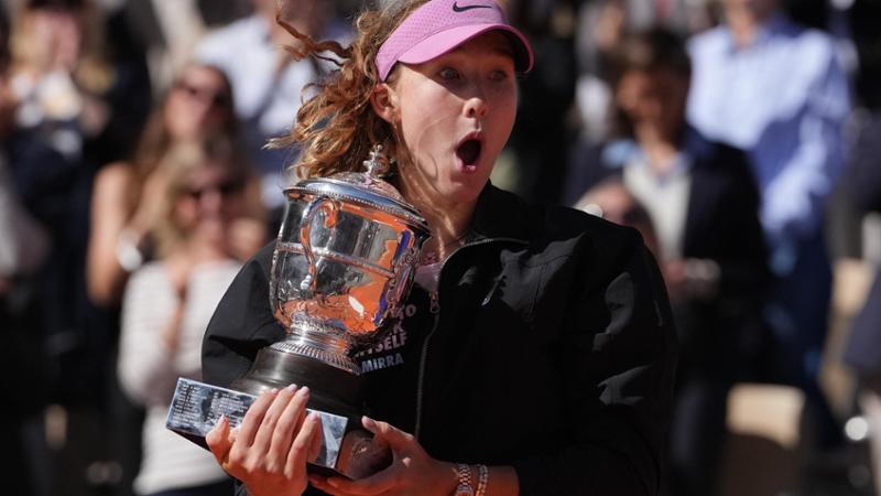 Parigi, Andreeva vince il Rolan Garros. Chwalinska ko in due set, ma la sua storia commuove