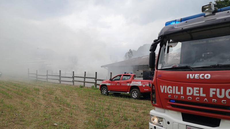 Incendio in una rimessa agricola a Sanfront