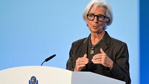 La Bce pronta ad aumentare i tassi, l’Ue teme l’impennata dell’inflazione