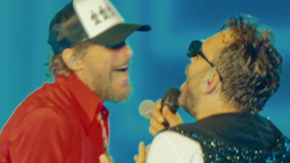 Jovanotti ospite al concerto di Cesare Cremonini